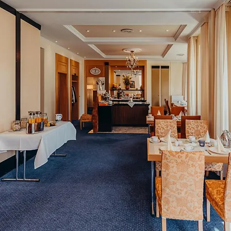 Hotel Jungclaus 3*