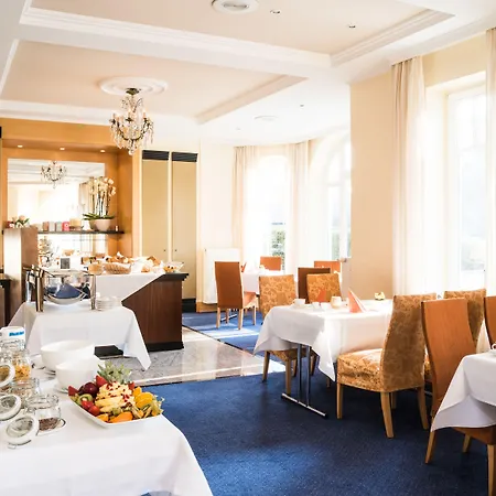 Jungclaus 3* Wentorf bei Hamburg